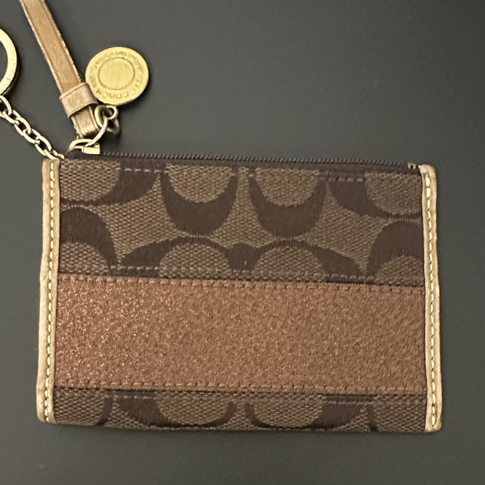 Coach Legacy Brown Copper & Gold Card Holder w Coach Charm & Zipper Pull NWOT